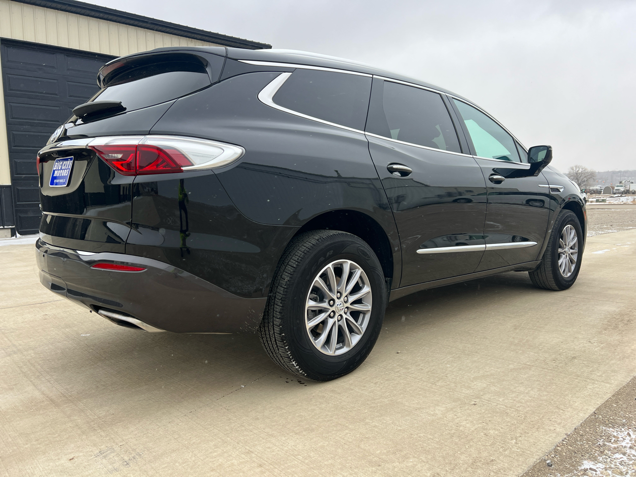 Buick Enclave AWD 4dr Premium 2024