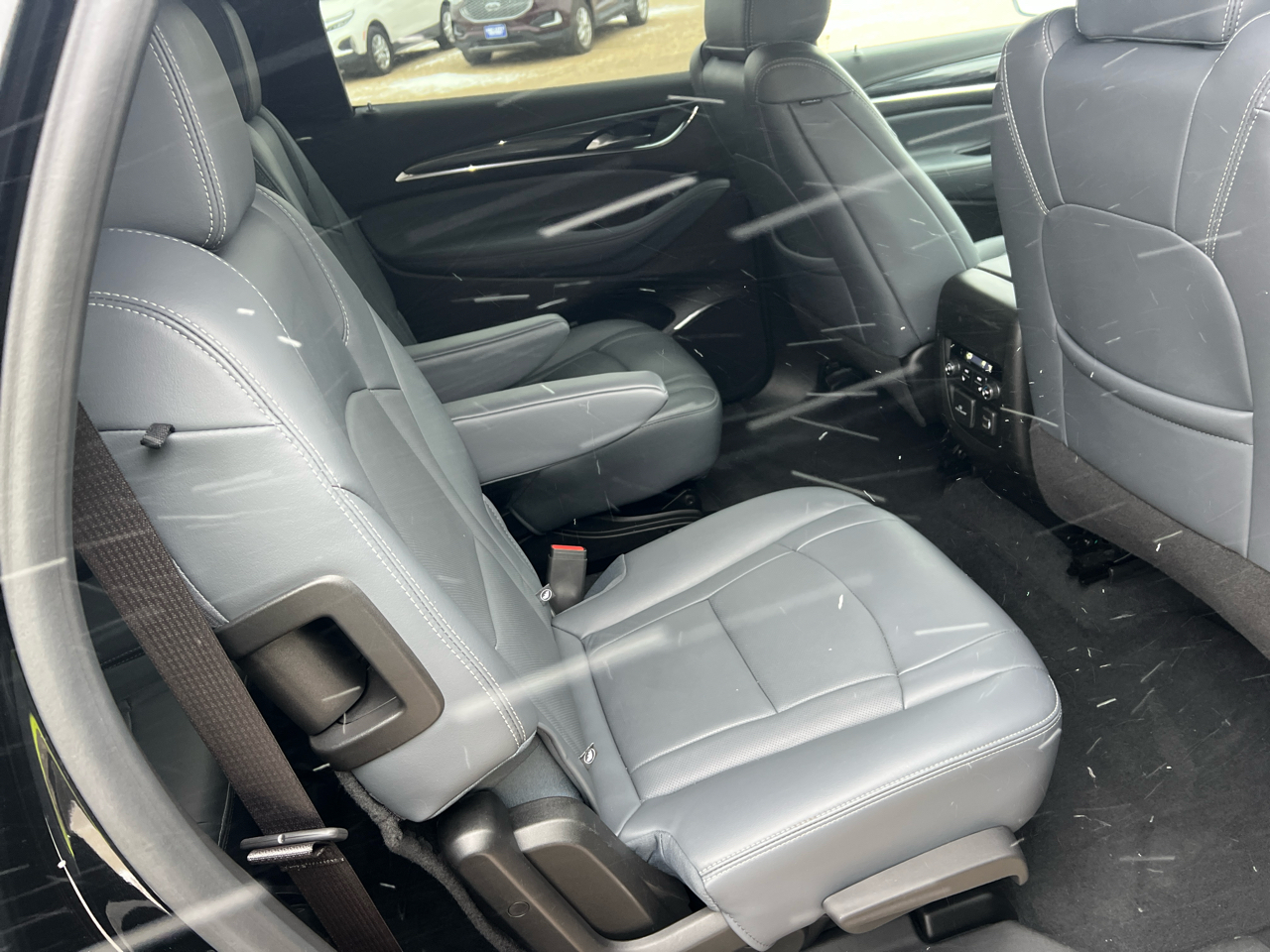 Buick Enclave AWD 4dr Premium 2024