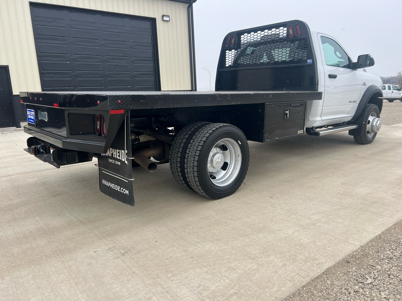 RAM 5500 Chassis Cab Tradesman 4x4 Reg Cab 84" CA 168.5" WB 2021