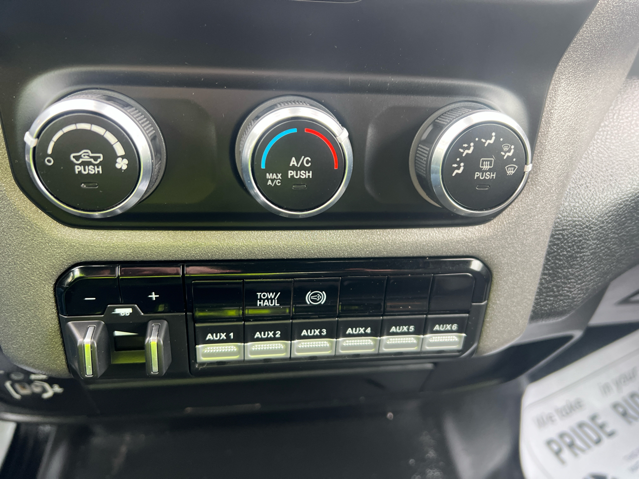 RAM 5500 Chassis Cab Tradesman 4x4 Reg Cab 84" CA 168.5" WB 2021