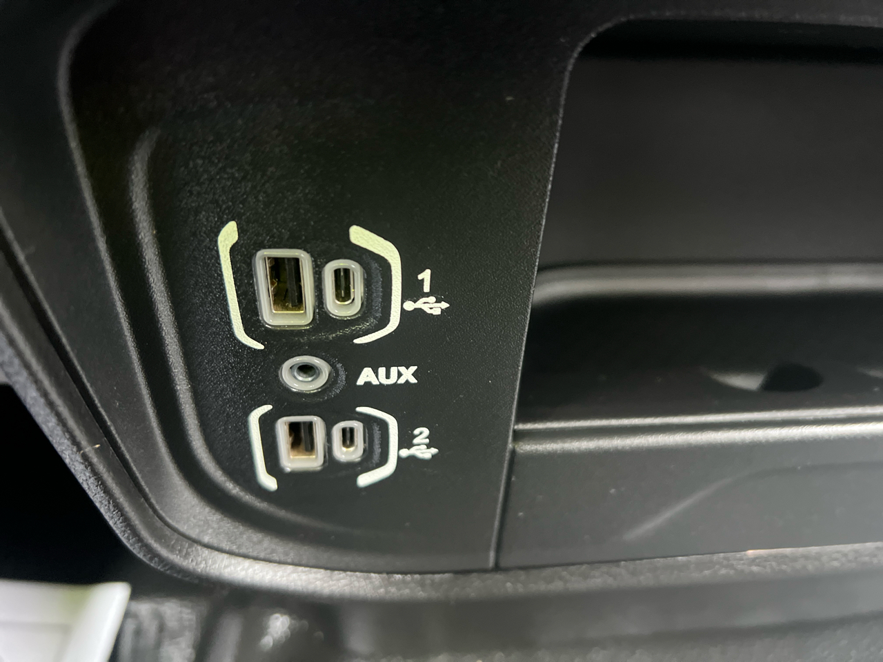 RAM 5500 Chassis Cab Tradesman 4x4 Reg Cab 84" CA 168.5" WB 2021