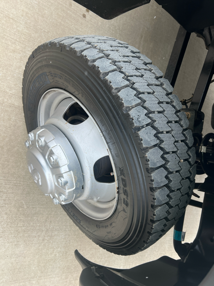 RAM 5500 Chassis Cab Tradesman 4x4 Reg Cab 84" CA 168.5" WB 2021