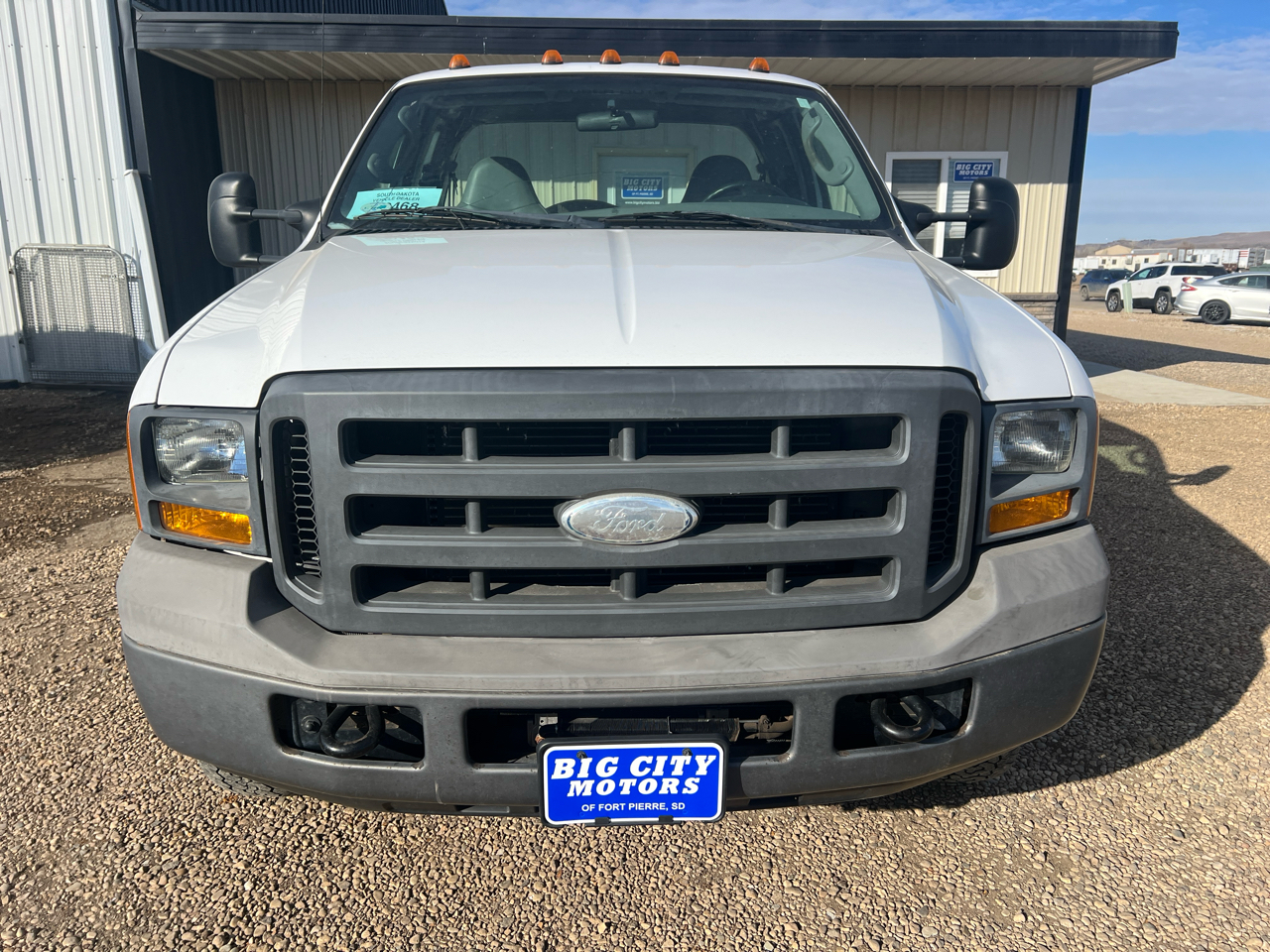 Ford Super Duty F-350 DRW SuperCab 162" WB 60" CA XL 4WD 2005