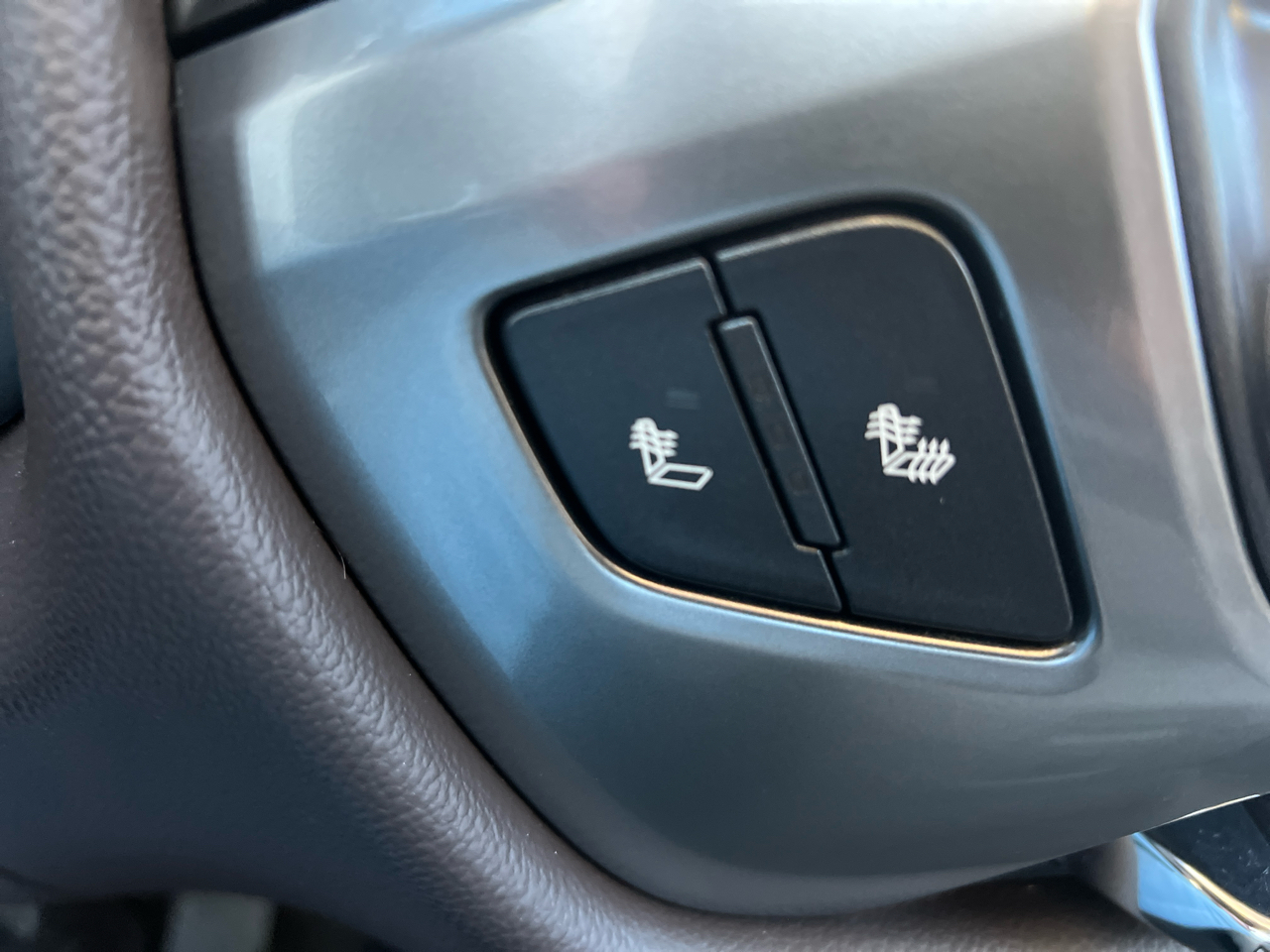 Chevrolet Silverado 1500 4WD Crew Cab 143.5" LT w/2LT 2014