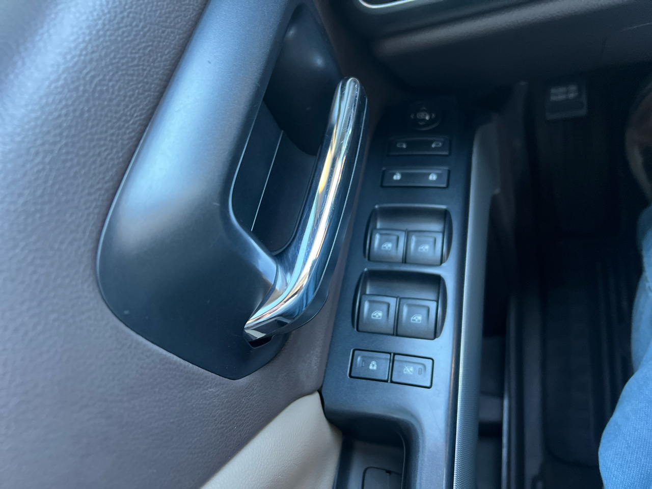 Chevrolet Silverado 1500 4WD Crew Cab 143.5" LT w/2LT 2014