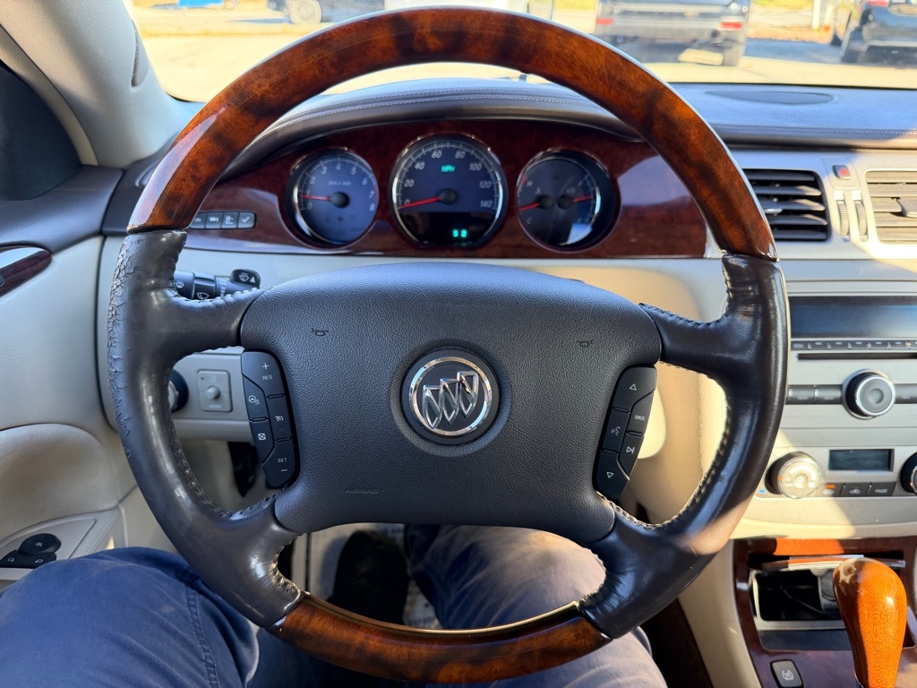 Buick Lucerne Super 2008