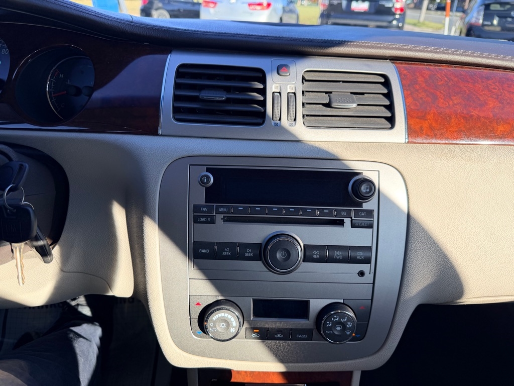 Buick Lucerne Super 2008