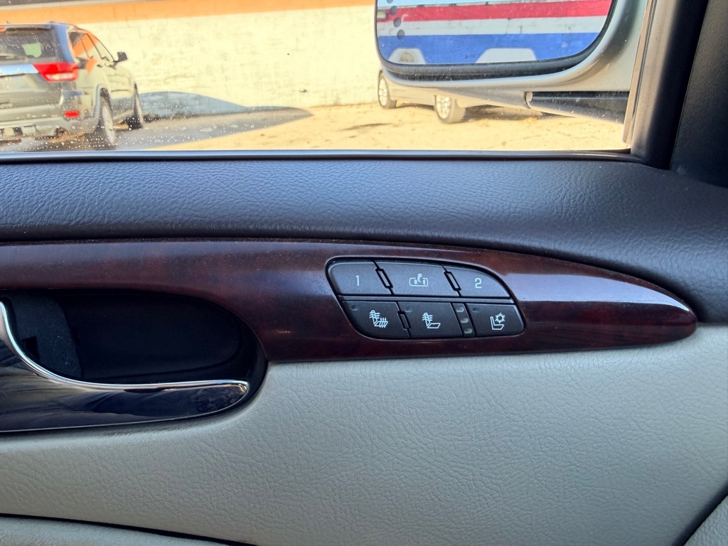 Buick Lucerne Super 2008