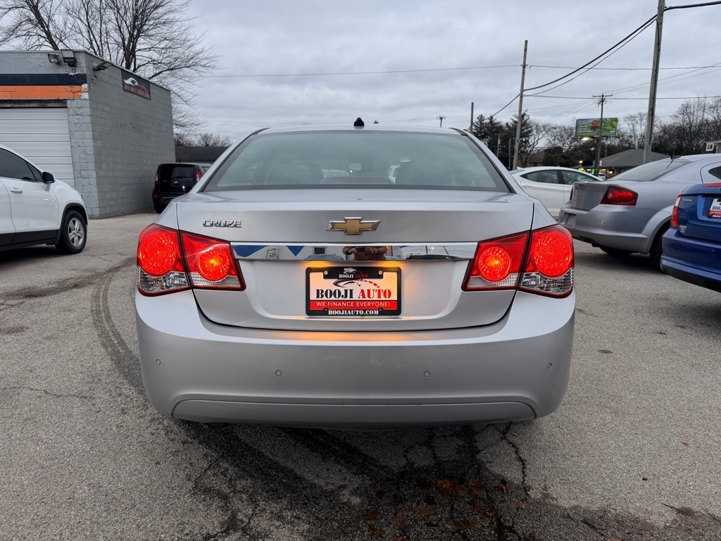 Chevrolet Cruze 1LT 2011