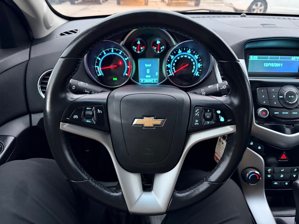 Chevrolet Cruze 1LT 2011