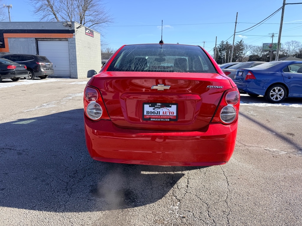 Chevrolet Sonic LT Auto Sedan 2015