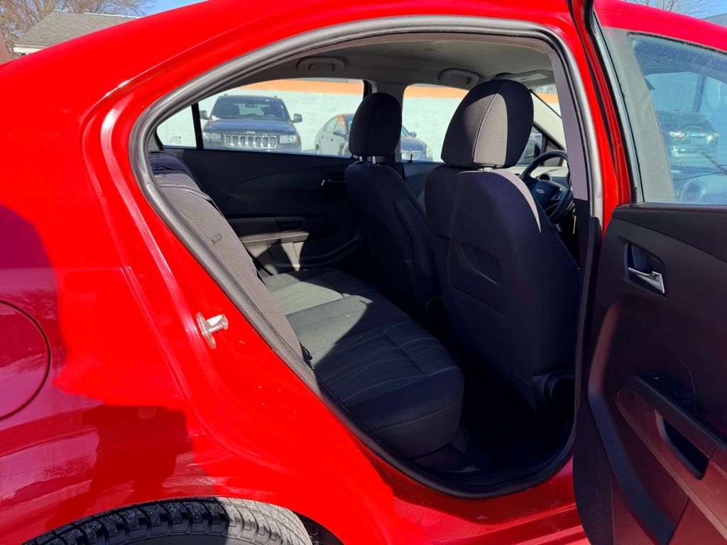 Chevrolet Sonic LT Auto Sedan 2015