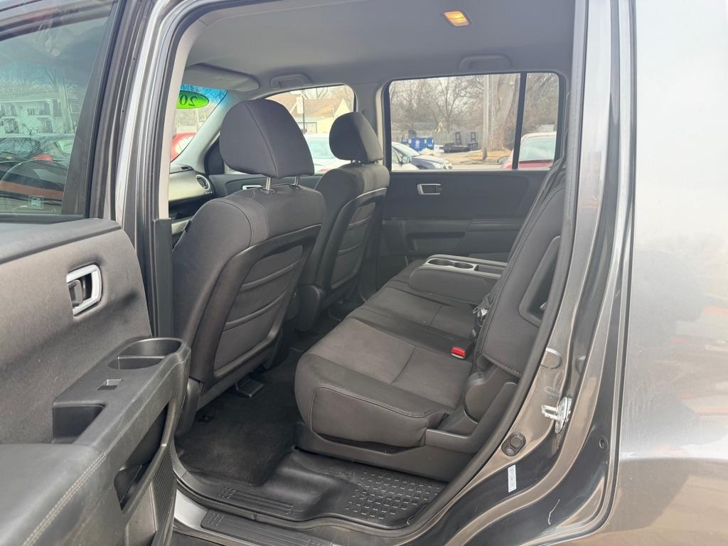 Honda Pilot LX 4WD 5-Spd AT 2011