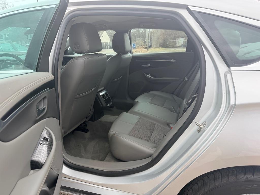 Chevrolet Impala LT 2019