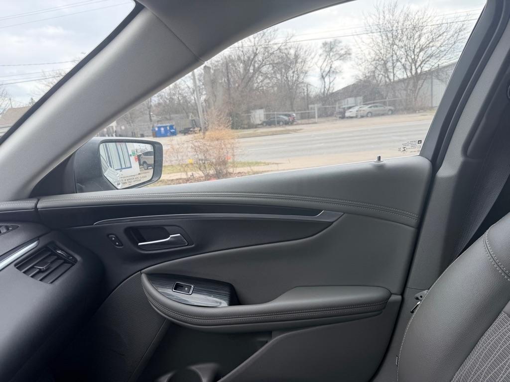 Chevrolet Impala LT 2019