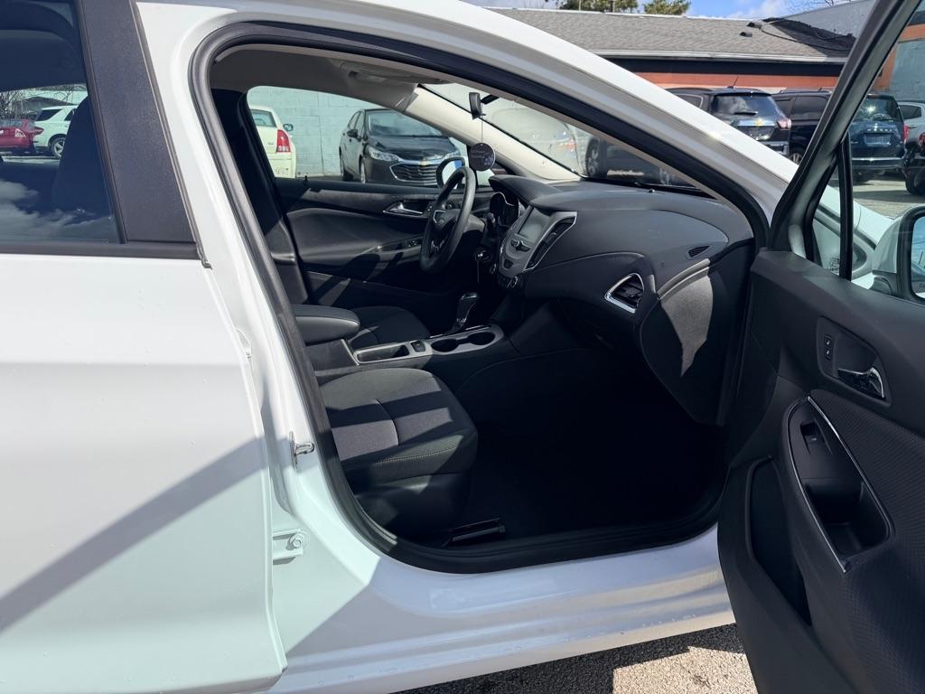 Chevrolet Cruze LS Auto 2018