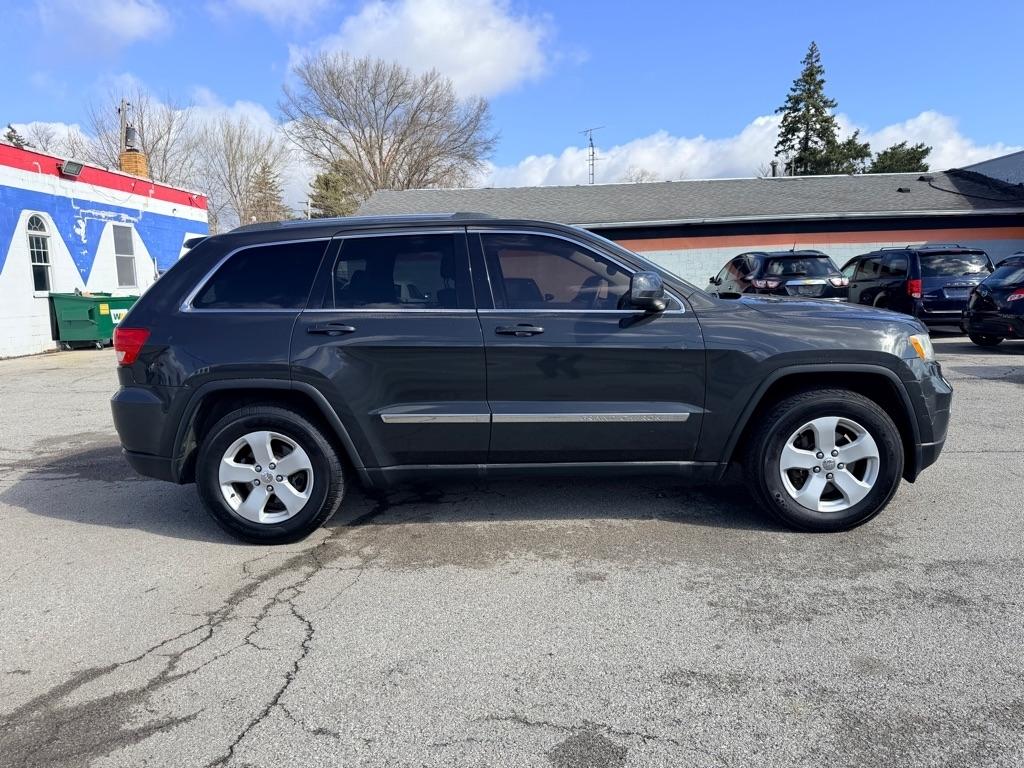 Jeep Grand Cherokee Laredo 4WD 2011