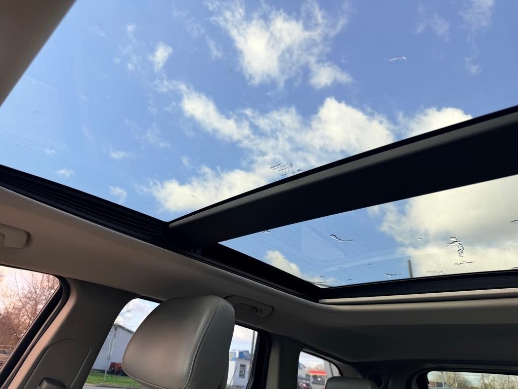 Jeep Grand Cherokee Laredo 4WD 2011