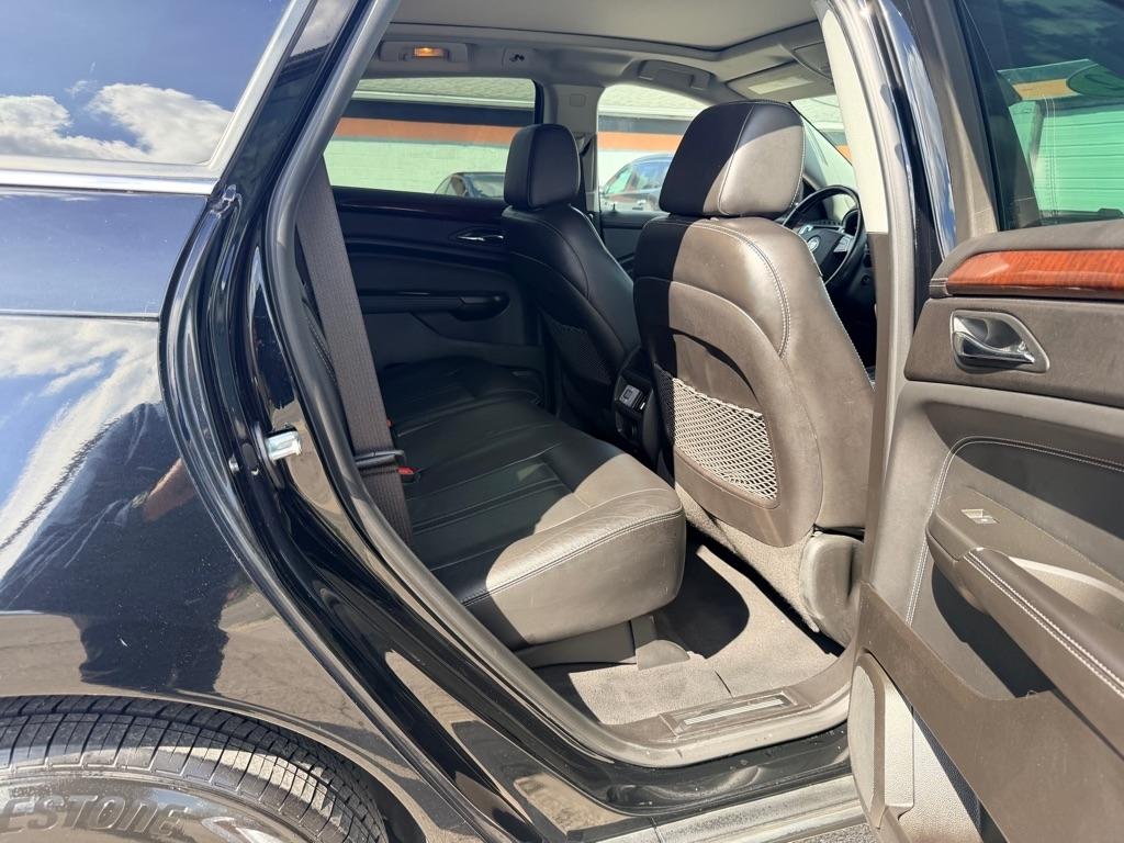 Cadillac SRX Luxury 2012