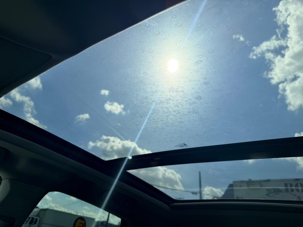 Cadillac SRX Luxury 2012