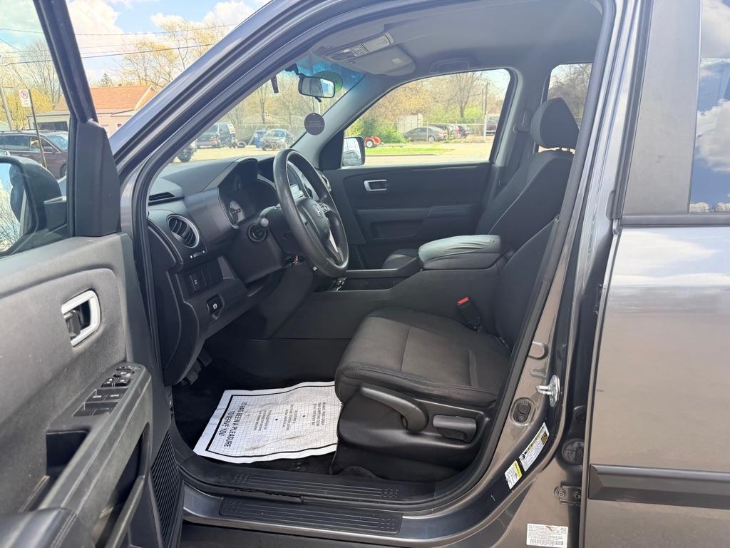 Honda Pilot LX 4WD 5-Spd AT 2011