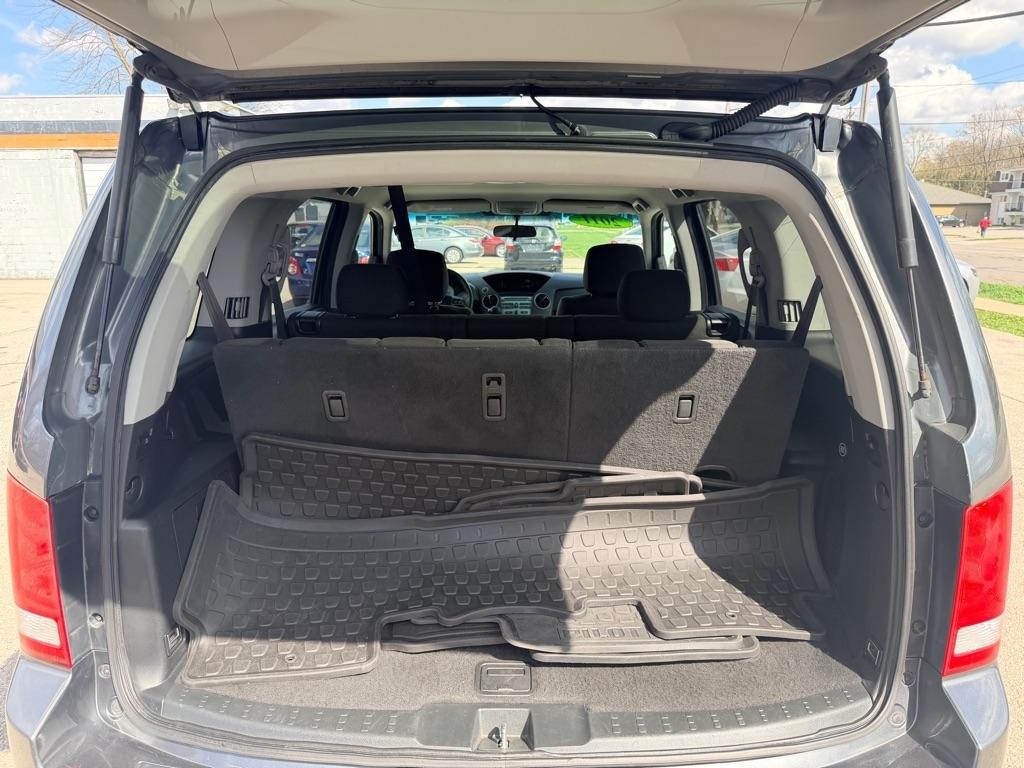 Honda Pilot LX 4WD 5-Spd AT 2011