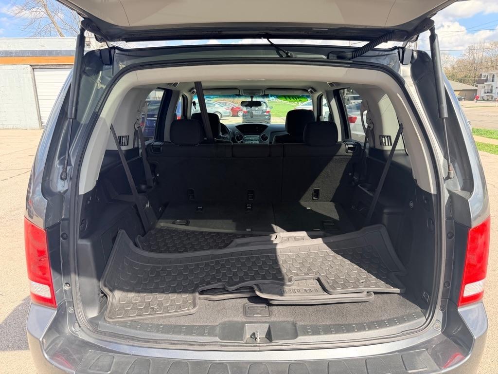 Honda Pilot LX 4WD 5-Spd AT 2011