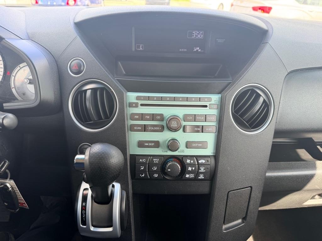 Honda Pilot LX 4WD 5-Spd AT 2011