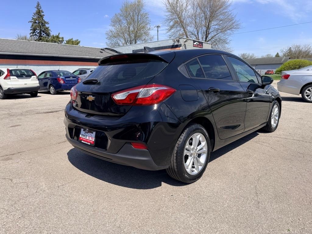 Chevrolet Cruze LS Hatchback 2019