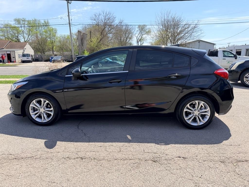 Chevrolet Cruze LS Hatchback 2019