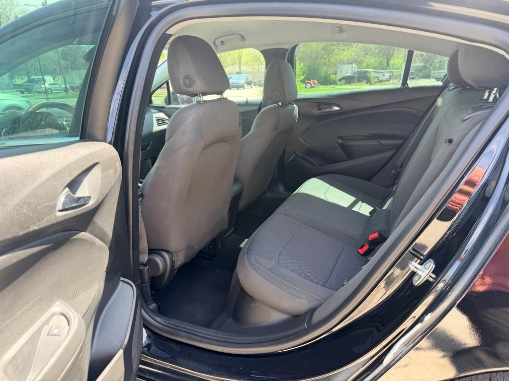 Chevrolet Cruze LS Hatchback 2019