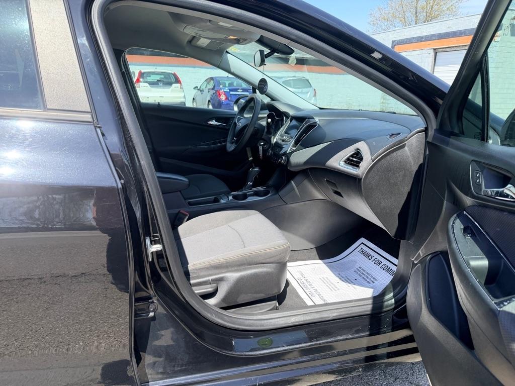 Chevrolet Cruze LS Hatchback 2019