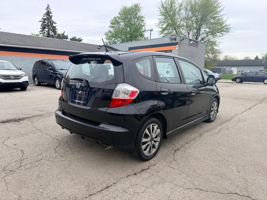 Honda Fit Sport 5-Speed AT 2013