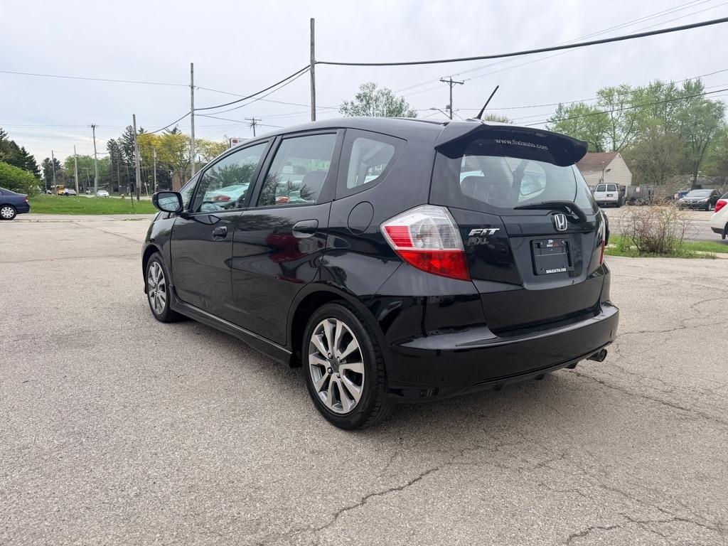 Honda Fit Sport 5-Speed AT 2013