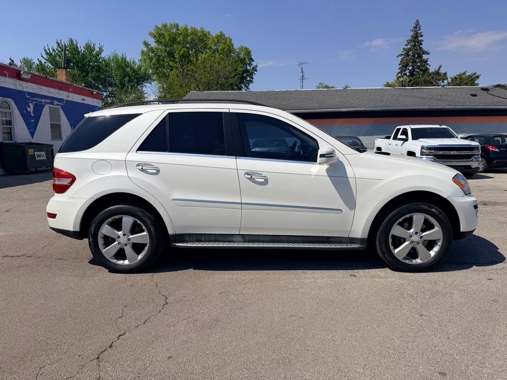 Mercedes-Benz M-Class ML350 4MATIC 2011
