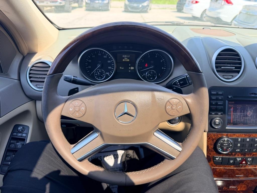Mercedes-Benz M-Class ML350 4MATIC 2011