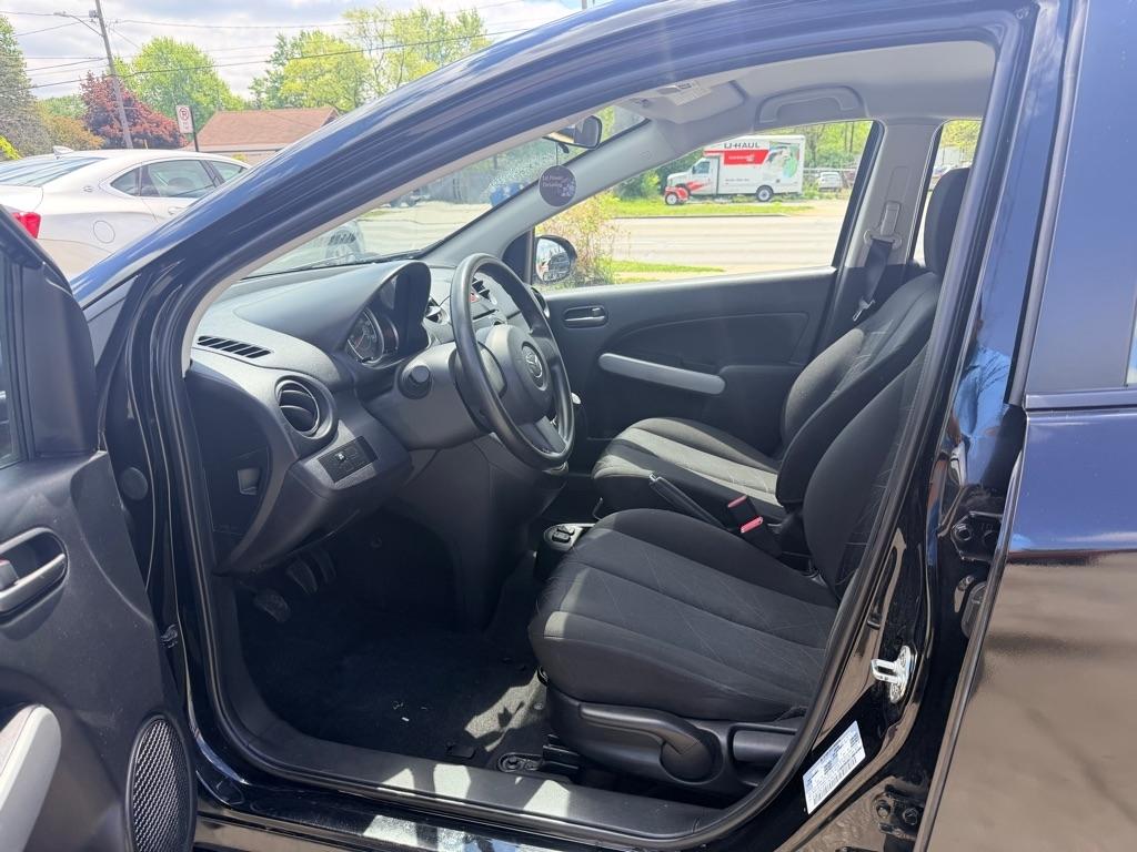 Mazda MAZDA2 Sport 2012