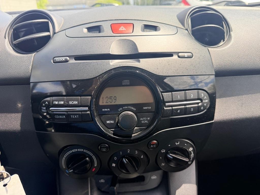 Mazda MAZDA2 Sport 2012