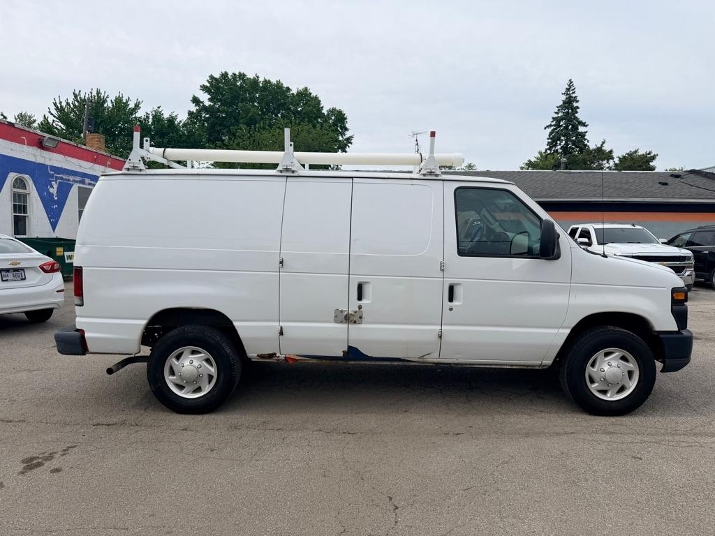 Ford Econoline E-250 2008