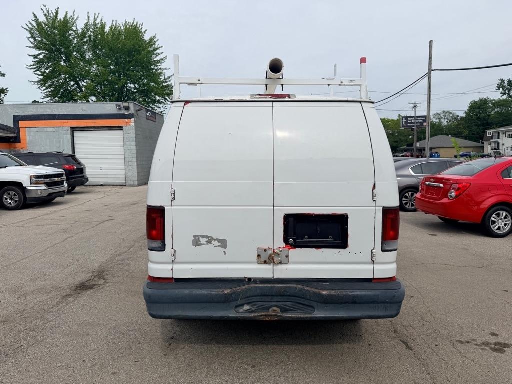Ford Econoline E-250 2008