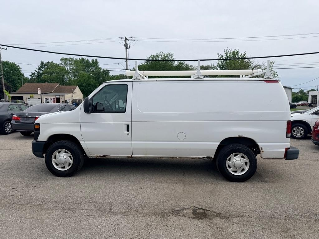 Ford Econoline E-250 2008