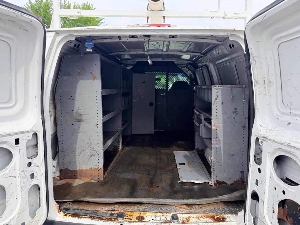 Ford Econoline E-250 2008