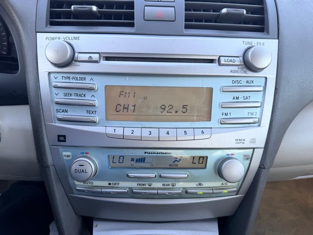Toyota Camry LE V6 2007