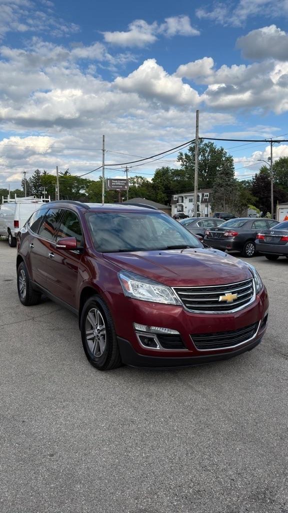 2017 Chevrolet Traverse 2LT FWD