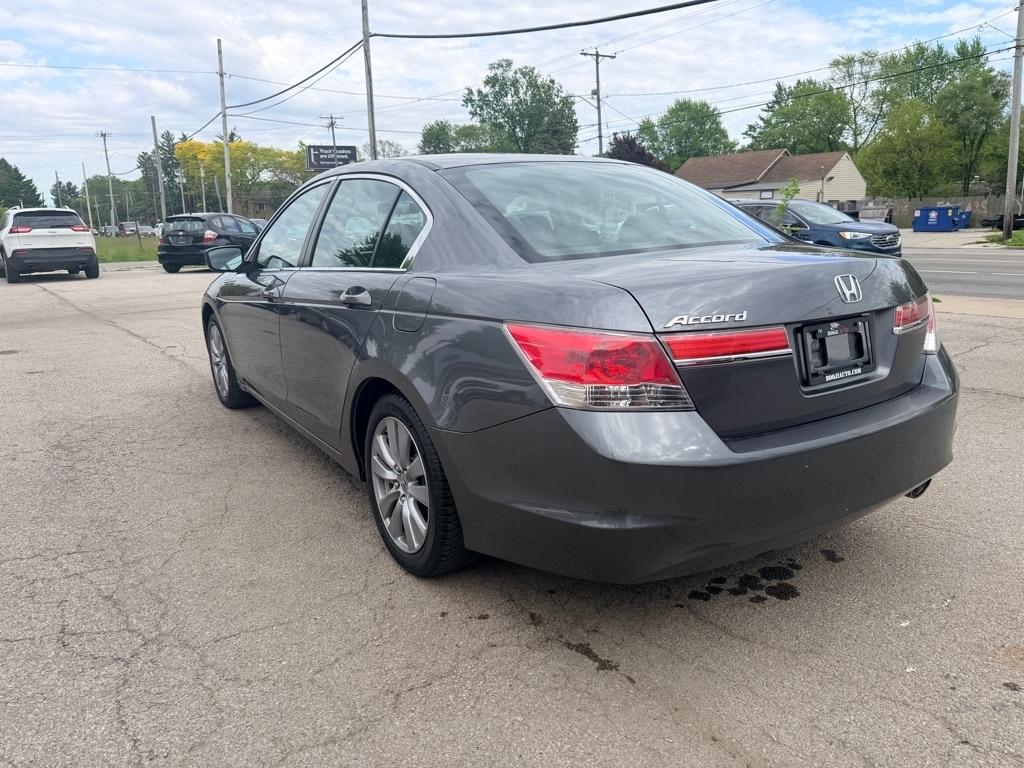 Honda Accord EX Sedan AT 2011