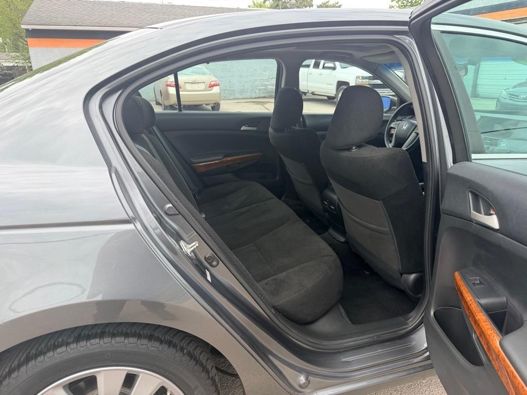 Honda Accord EX Sedan AT 2011