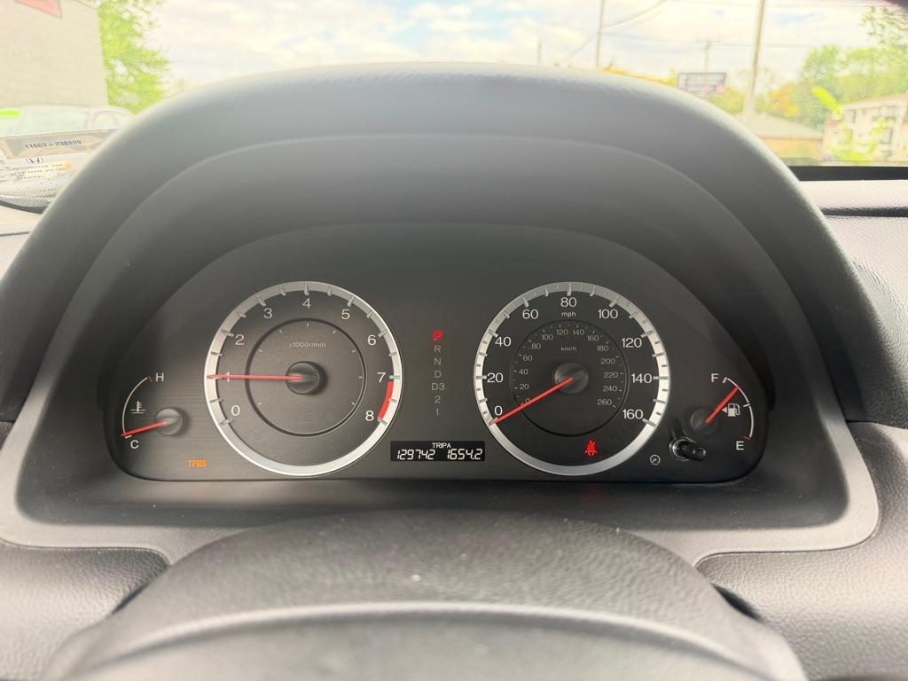 Honda Accord EX Sedan AT 2011