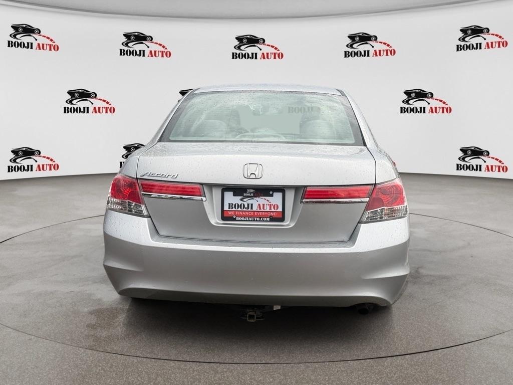Honda Accord LX sedan AT 2012