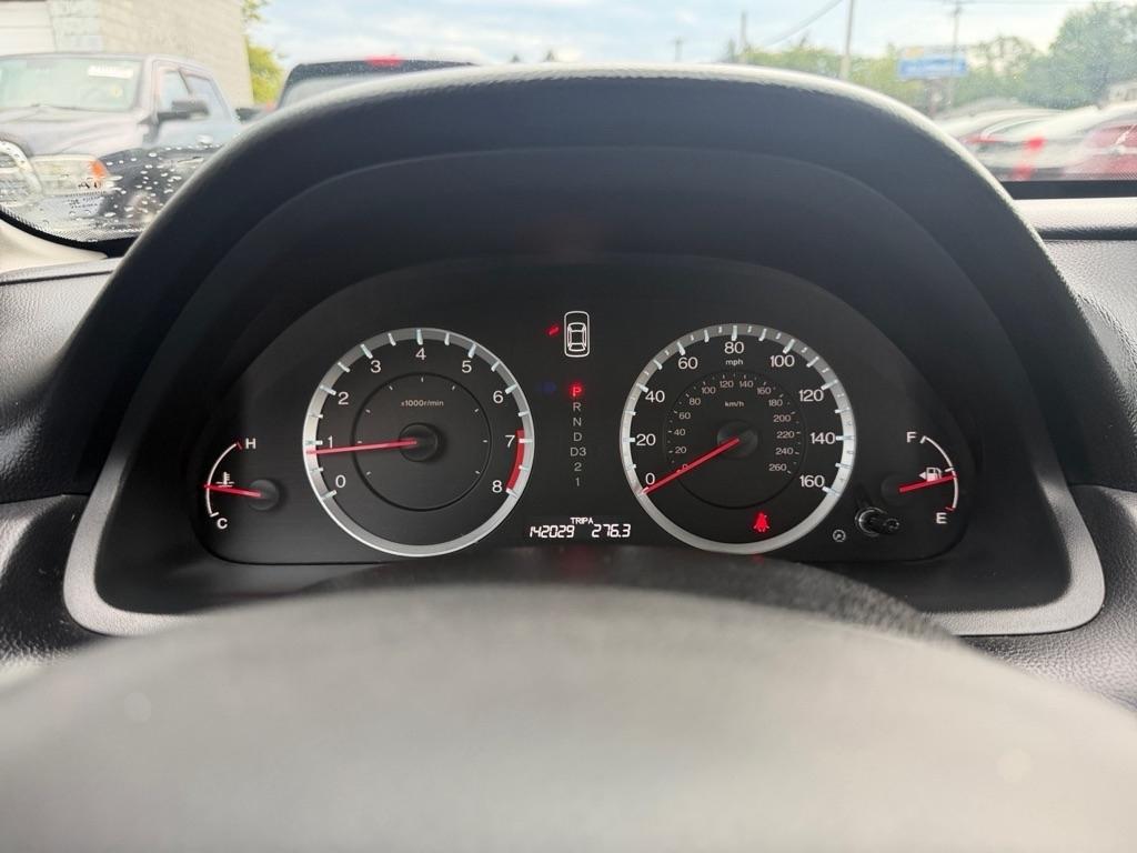 Honda Accord LX sedan AT 2012