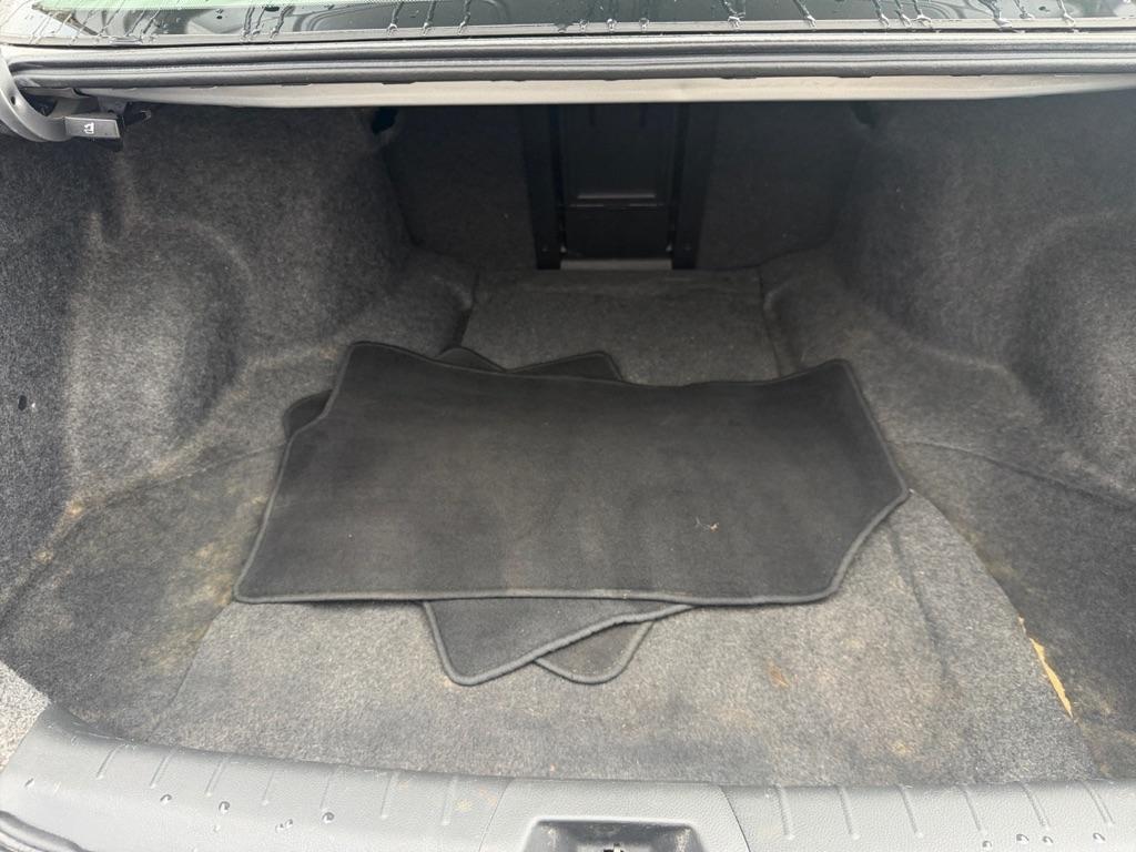 Honda Accord LX sedan AT 2012